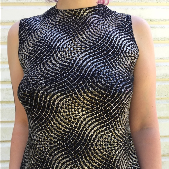 The Illusion Top - Picture 2 of 5